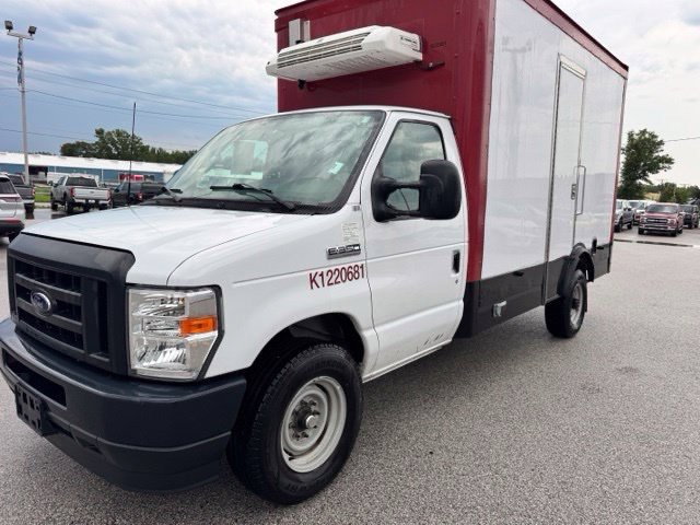 Used 2023 Ford E-350 and Econoline 350 Super Duty w/ Power Windows & Locks Group RWD image 1