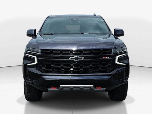 Used 2023 Chevrolet Tahoe Z71 w/ Luxury Package AWD/4WD image 9