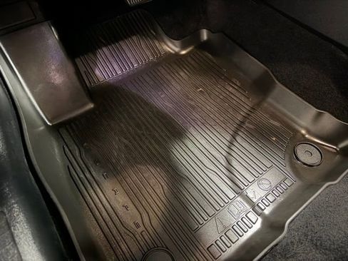 Used 2021 Ford Escape SE w/ Convenience Package image 17