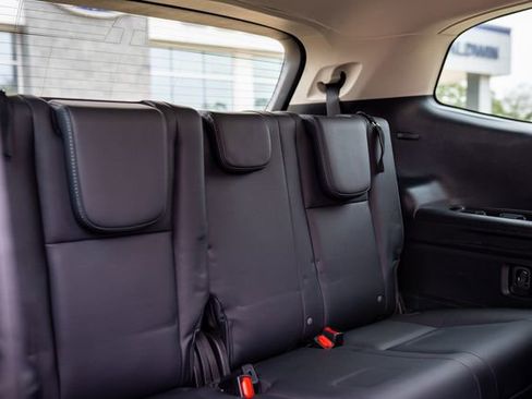 Certified 2023 Subaru Ascent Limited image 10