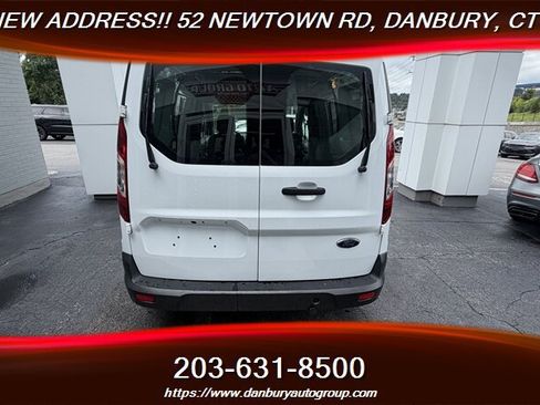 Used 2022 Ford Transit Connect XLT FWD image 4