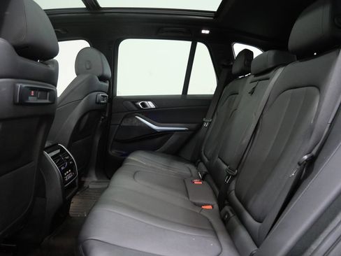 Used 2022 BMW X5 xDrive40i w/ Premium Package AWD/4WD image 25
