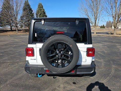 Used 2023 Jeep Wrangler Sahara w/ Cold Weather Group image 5