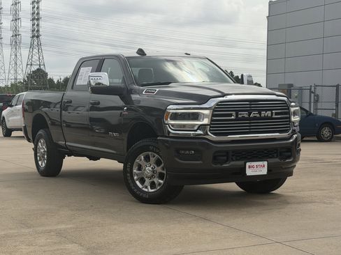Used 2024 RAM 2500 Laramie w/ Safety Group AWD/4WD image 2