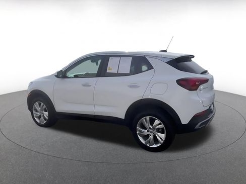 Used 2025 Buick Encore GX Preferred AWD/4WD image 10