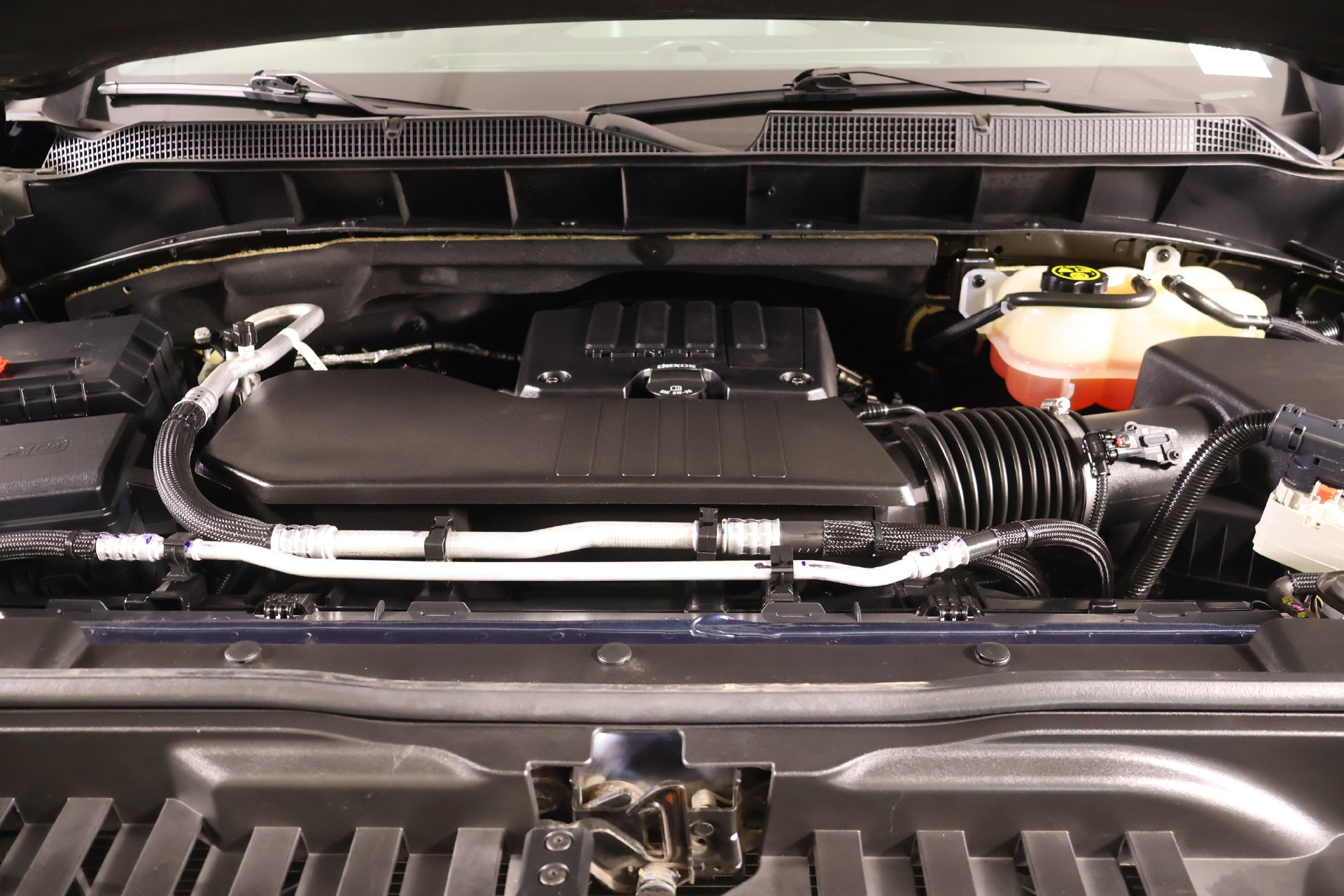 Used 2020 Chevrolet Silverado 1500 LT w/ Texas Edition AWD/4WD image 19
