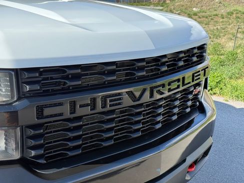 Used 2020 Chevrolet Silverado 1500 Custom Trail Boss w/ Custom Convenience Package AWD/4WD image 17