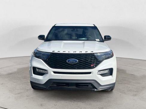 Used 2021 Ford Explorer ST w/ ST Street Pack image 3