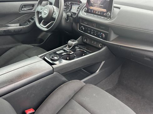 Certified 2024 Nissan Rogue S image 16