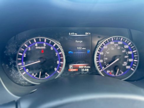 Used 2017 INFINITI Q60 3.0t w/ Premium Plus Package 3.0T image 18