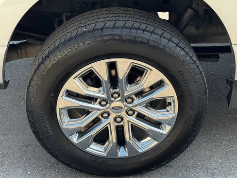 Used 2024 Ford F150 Lariat w/ Equipment Group 502A High AWD/4WD image 53