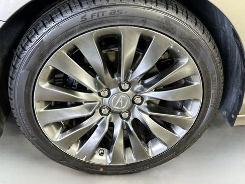 Used 2017 Acura RLX w/ Technology Package FWD image 13