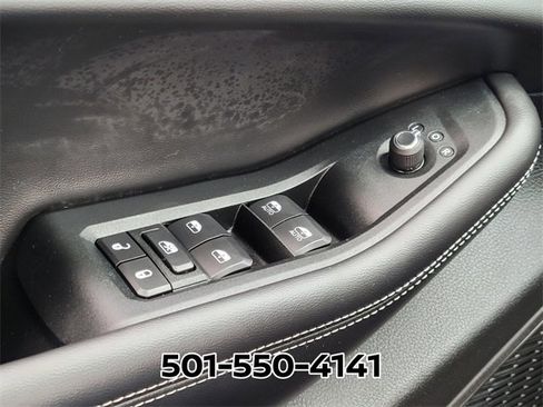 Used 2025 Jeep Grand Cherokee Laredo X image 32