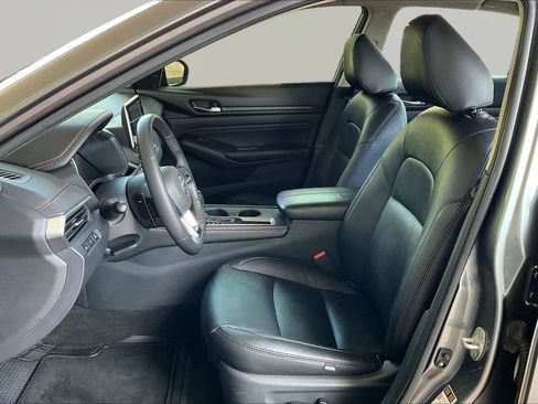 Used 2019 Nissan Altima 2.5 SR w/ SR Premium Package FWD image 20