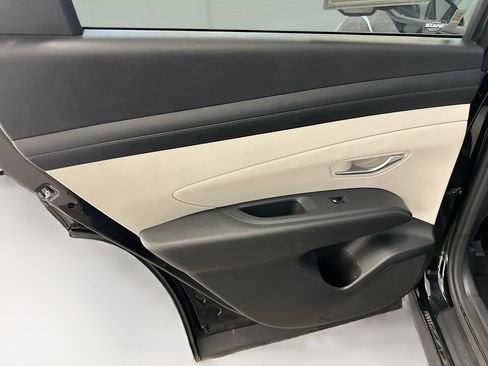 Used 2025 Hyundai Tucson SEL AWD/4WD image 27