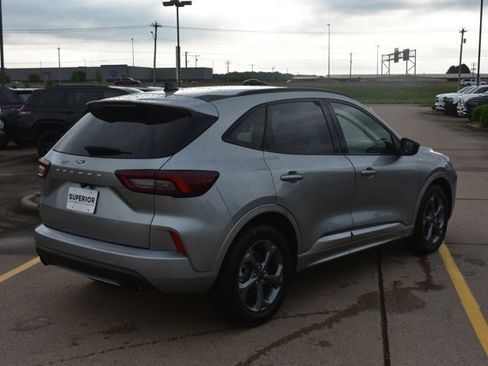 Used 2024 Ford Escape ST-Line FWD image 5