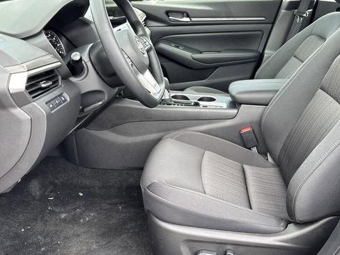 New 2025 Nissan Altima 2.5 SV w/ SV Special Edition Package image 10