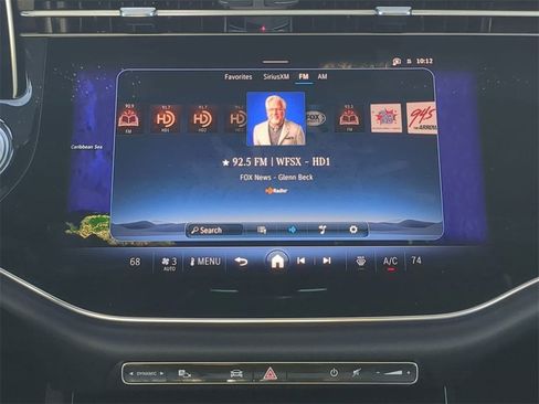 Used 2025 Mercedes-Benz E 350 4MATIC Sedan image 19