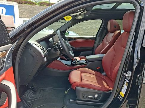 Used 2024 BMW X4 xDrive30i w/ Premium Package AWD/4WD image 13
