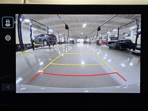 Used 2024 Hyundai Santa Fe SEL image 27