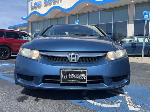 Used 2010 Honda Civic LX image 2