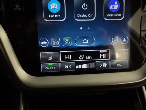 Used 2024 Subaru Outback Premium image 15