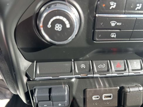 Used 2022 Chevrolet Silverado 1500 W/T w/ WT Fleet Convenience Package image 20