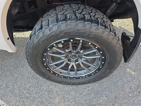 Used 2019 Ford F150 Platinum w/ Technology Package image 36