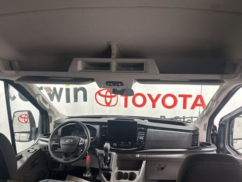 Used 2023 Ford Transit 350 XLT image 17