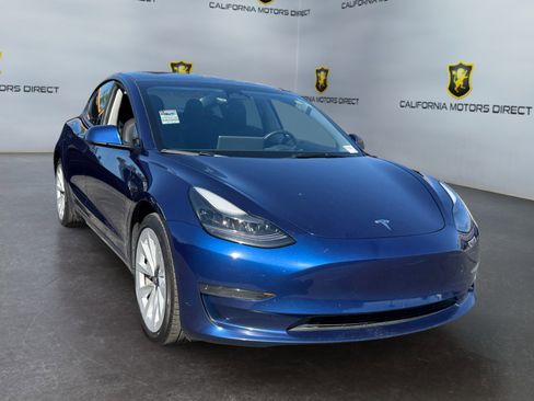 Used 2023 Tesla Model 3 Standard Range RWD image 7