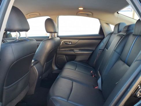 Used 2018 Nissan Altima 2.5 SR w/ SR Special Edition image 11