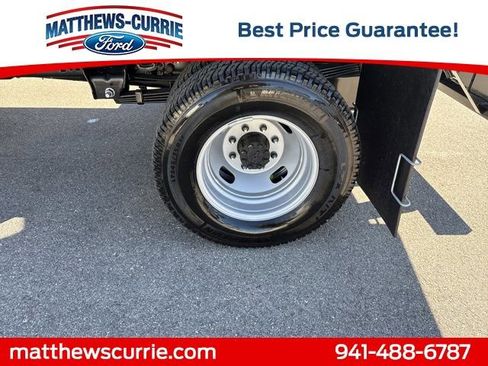 New 2026 Ford F350 XL w/ XL Chrome Package image 15