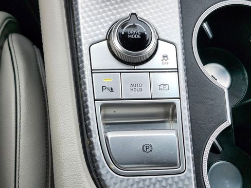 Used 2022 Genesis G70 3.3T w/ Sport Advanced Package image 25