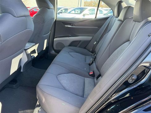 Used 2023 Toyota Camry LE image 15