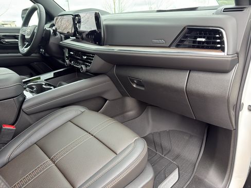 New 2025 Chevrolet Tahoe High Country AWD/4WD image 55