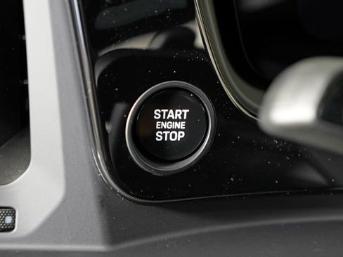 New 2026 Porsche Cayenne S AWD/4WD image 21