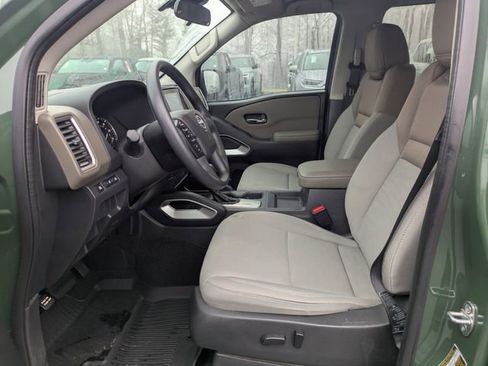 Used 2022 Nissan Frontier SV image 20