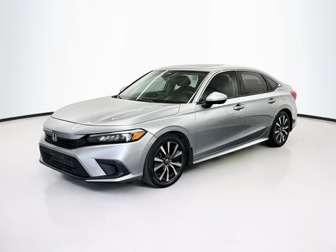 Used 2022 Honda Civic EX image 3