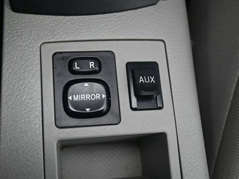 Used 2010 Toyota RAV4 2WD image 17