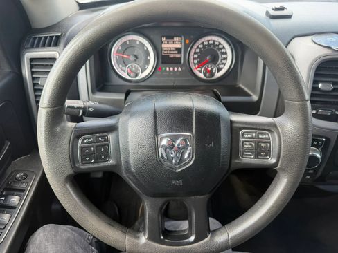 Used 2019 RAM 1500 Express w/ Express Value Package AWD/4WD image 12