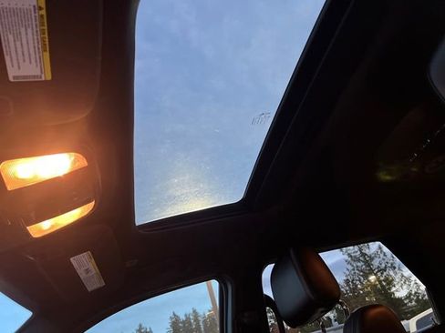 Used 2021 Dodge Durango R/T image 28