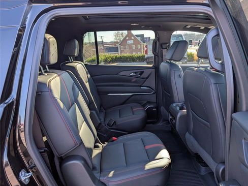 Used 2024 Chevrolet Traverse RS w/ LPO, Floor Liner Package image 12