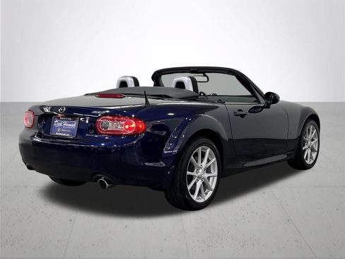 Used 2012 MAZDA MX-5 Miata Touring w/ Suspension Pkg RWD image 10