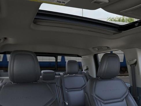 New 2026 Ford Maverick Lariat w/ Black Appearance Package image 49