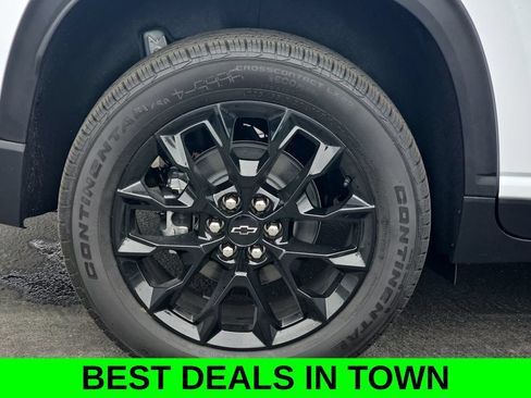 New 2026 Chevrolet Traverse LT w/ Midnight/Sport Edition FWD image 40