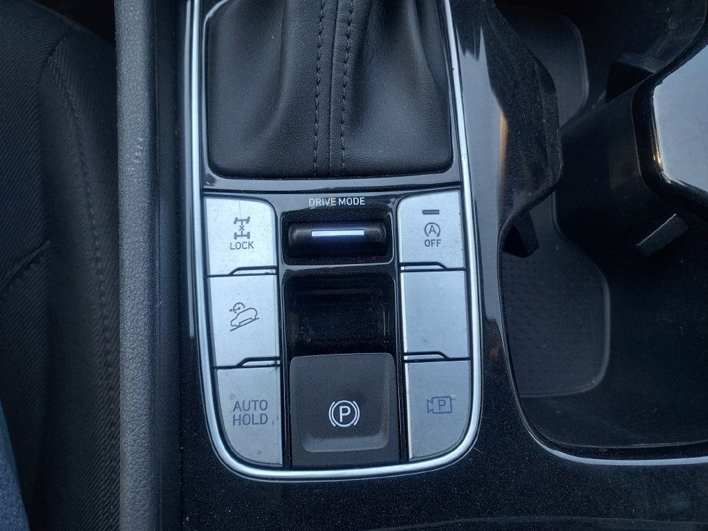 Used 2025 Hyundai Tucson SE AWD/4WD image 19