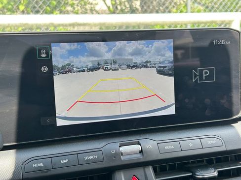 Used 2025 Kia K4 FWD image 27