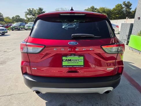 Used 2020 Ford Escape SE FWD image 14
