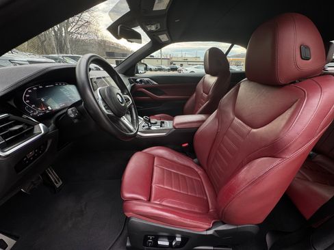 Used 2022 BMW M440i Convertible w/ Premium Package image 17