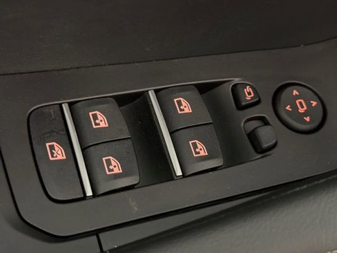 New 2026 BMW X6 xDrive40i w/ Premium Package image 13